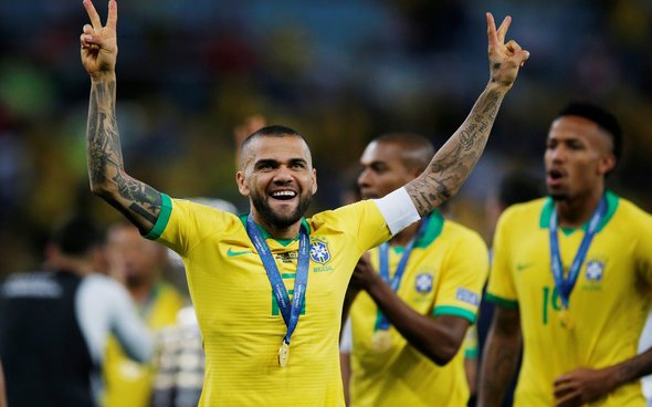 Image for Liverpool fans want Klopp to sign Dani Alves