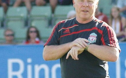 Image for Liverpool fans react as Sammy Lee admits he has only recently gone back to Anfield after spell at Everton