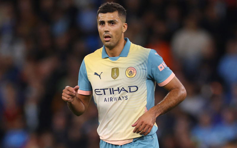 Image for John Obi Mikel says Liverpool have a player that is “a bit like Rodri”