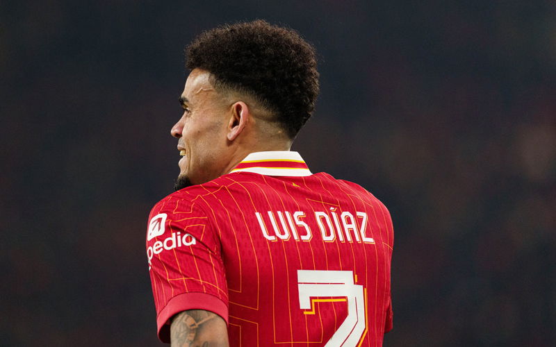Image for Chelsea “have plans to sign” Luis Diaz who “has failed to sign his contract”