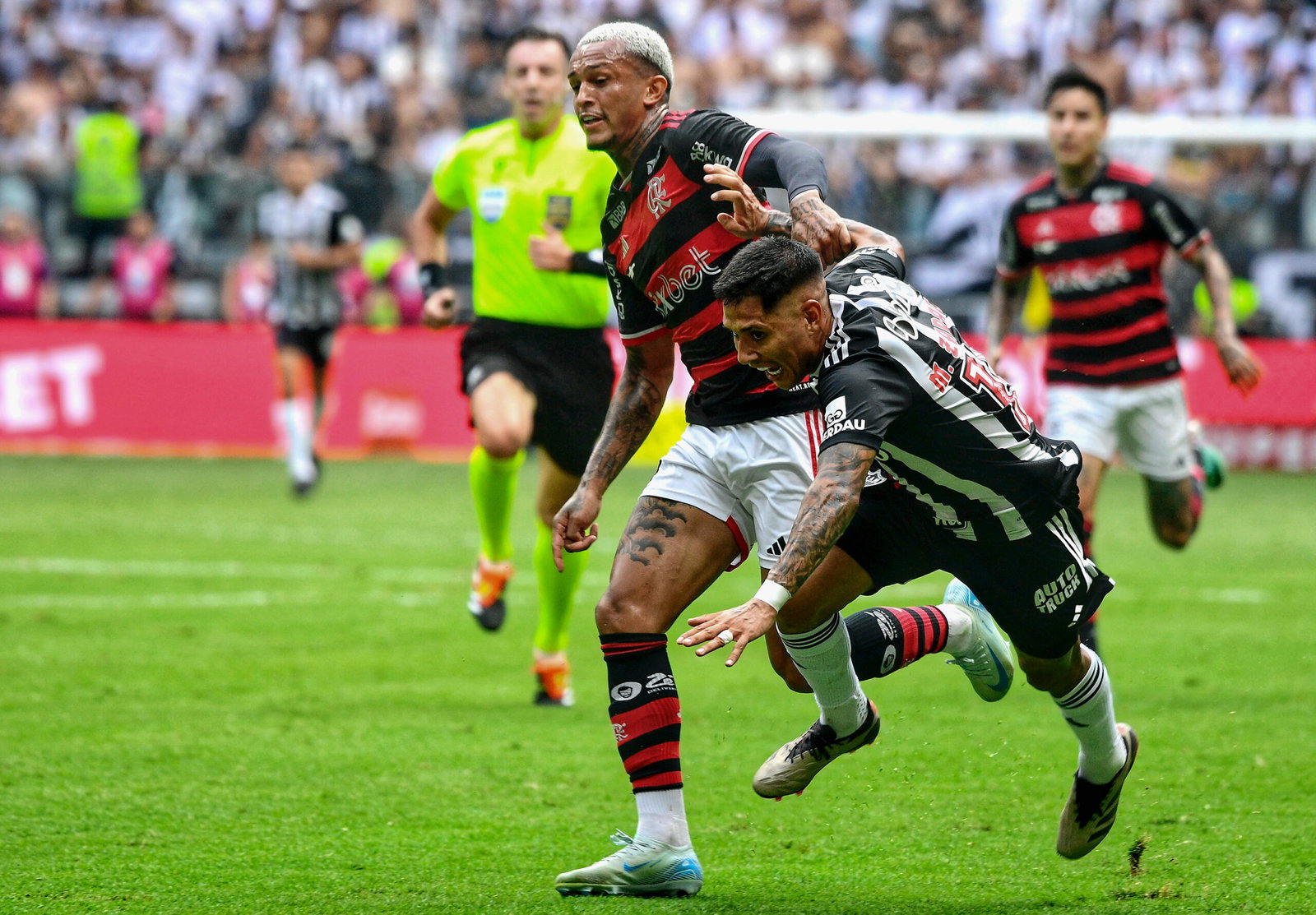 Report: Liverpool make contact over signing “exceptional” Brazilian ...