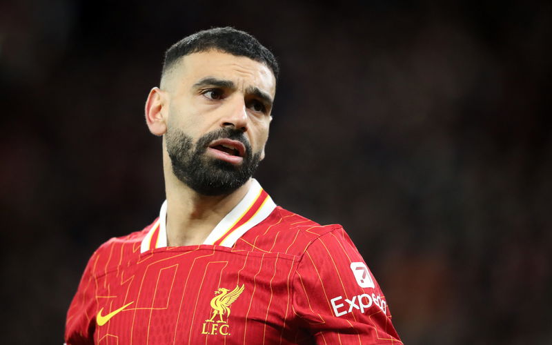 Image for Mohamed Salah reportedly offers himself to Barcelona for free