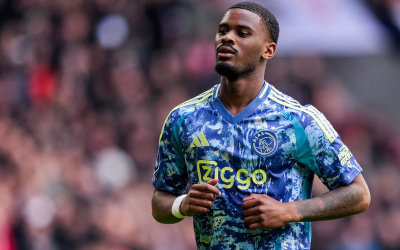Image for Liverpool step up interest in £40m Ajax star Jorrel Hato as Salah and van Dijk near contract extensions