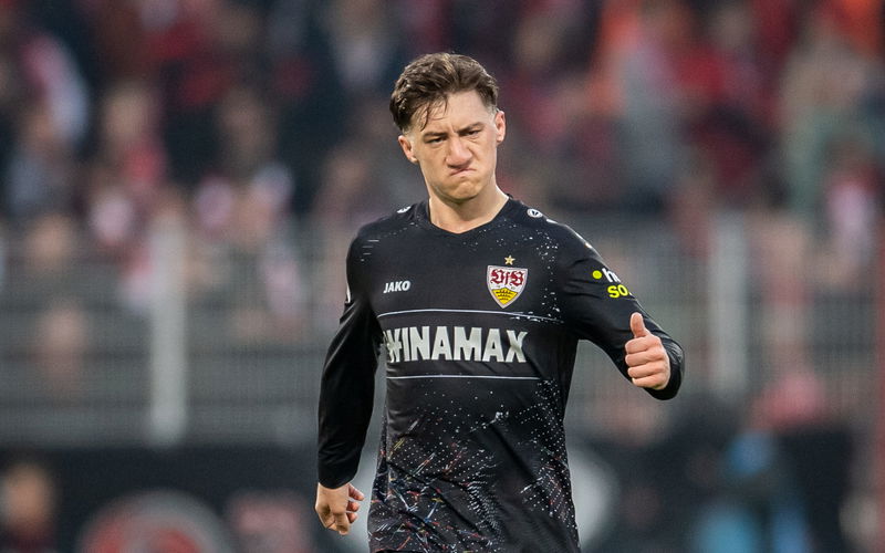 Image for Liverpool willing to pay £52m to sign Stuttgart midfielder Angelo Stiller