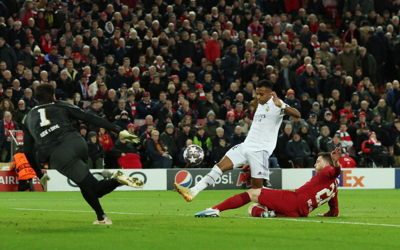 Image for Liverpool must sign “quick, powerful, tricky” Rodrygo for £86m to replace Luis Diaz if he leaves