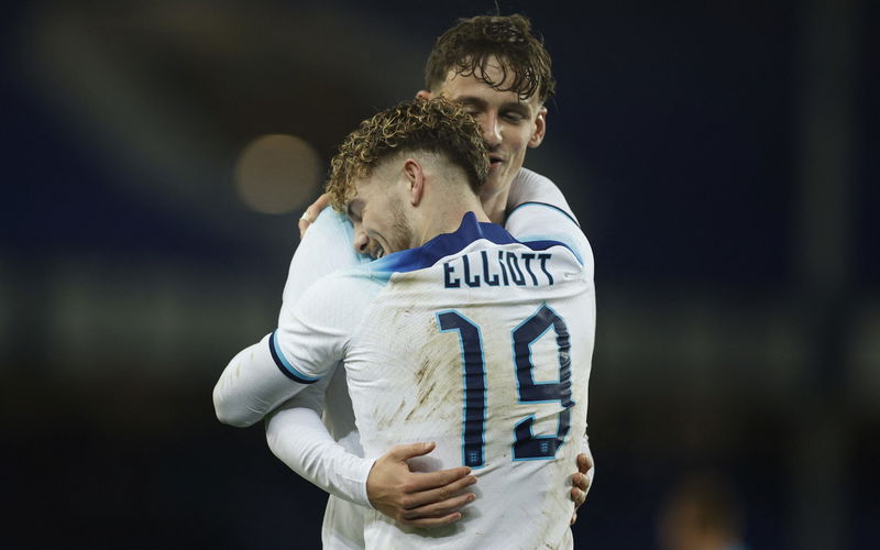 Image for Liverpool selling Elliott and Morton to West Ham for anything over £50m would be excellent business