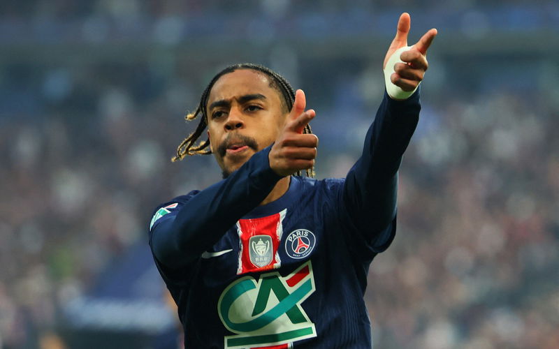 Image for Liverpool must meet “two conditions” to sign Bradley Barcola