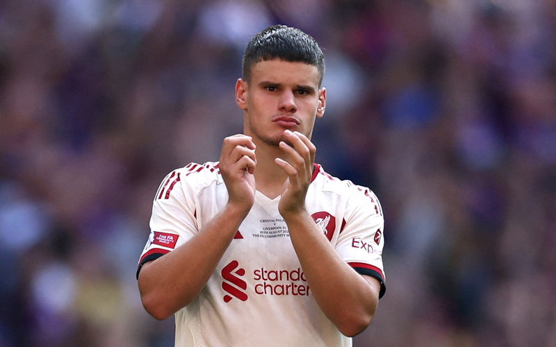 Image for “Has to come out of the team” – £40m Liverpool ace slammed by pundit ahead of Frankfurt clash