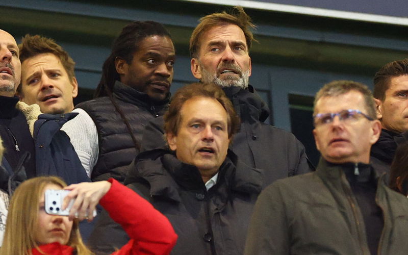 Image for “Watch out…” – Champions League-winning manager is “hovering” over Liverpool “like a UFO”