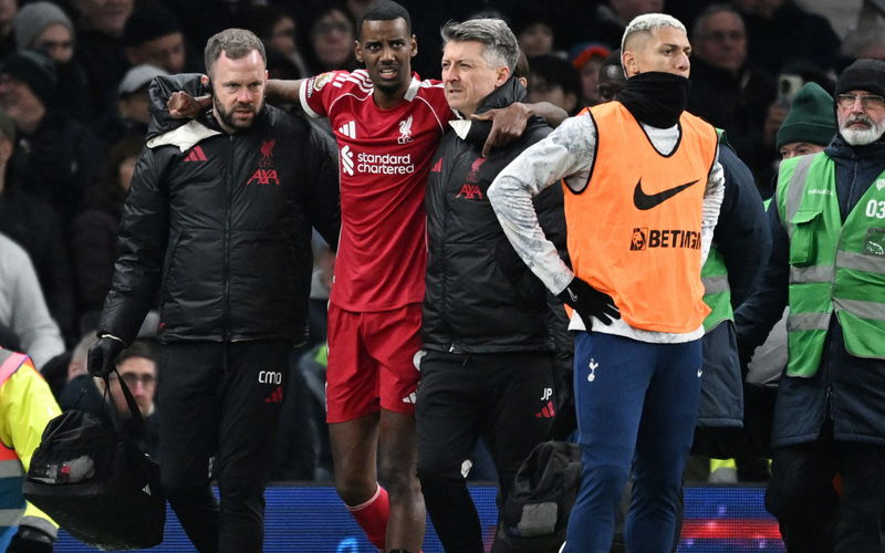 Image for Significant update has now dropped regarding severity of Alexander Isak’s injury for Liverpool