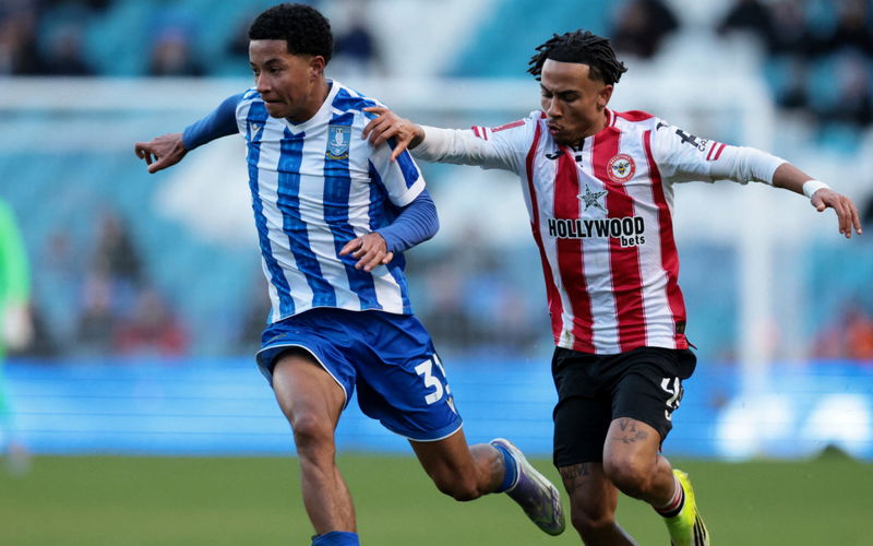 Image for Liverpool in talks with “great” player over move and looking to beat Man Utd to signing