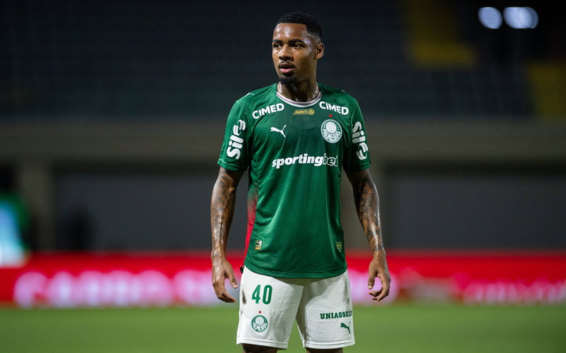 Image for Conflicting reports emerge on £30m rumoured Liverpool transfer for Allan Ellias