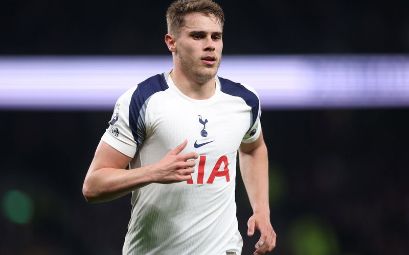 Image for Liverpool “have an interest” in “unbelievable” record-breaking £100m+ player – journalist