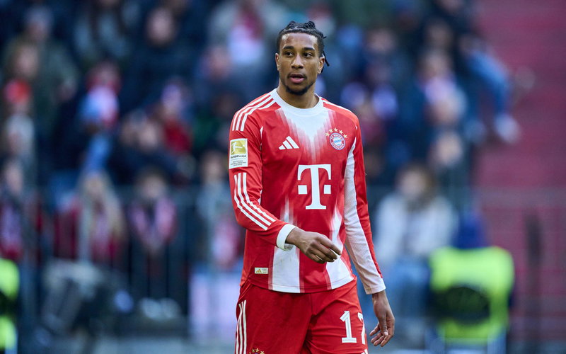 Image for Liverpool ‘ready to offer €200m’ for Mohamed Salah successor as Bayern director responds
