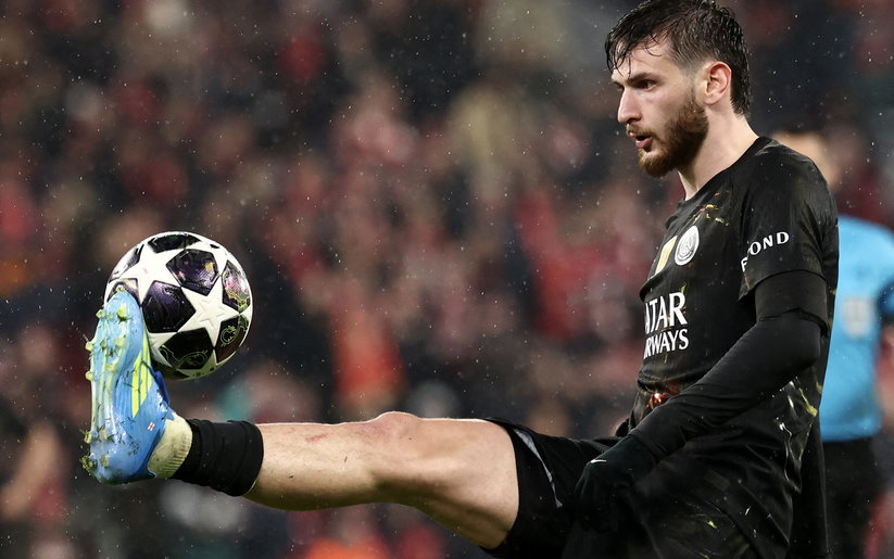 Image for There is a faint hope that Liverpool could sign Kvicha Kvaratskhelia in the summer