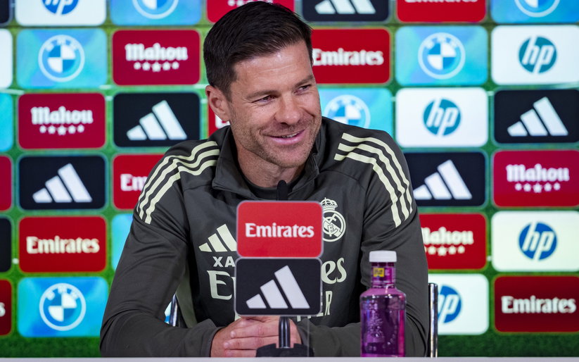 Image for Xabi Alonso reportedly stalling on Chelsea job as he waits for Liverpool