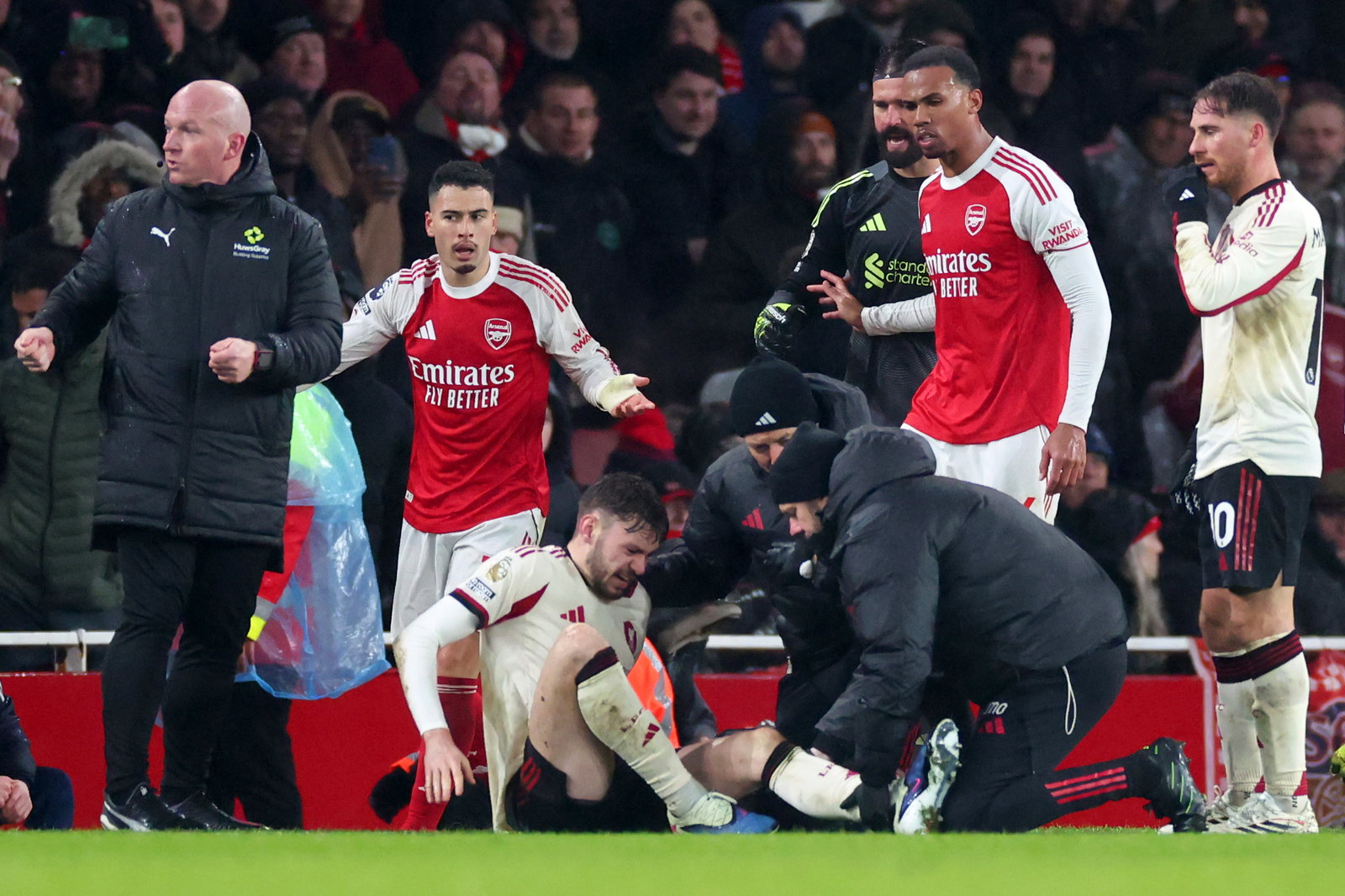 Worrying as news breaks that LFC star’s injury ‘is far worse than reported’
