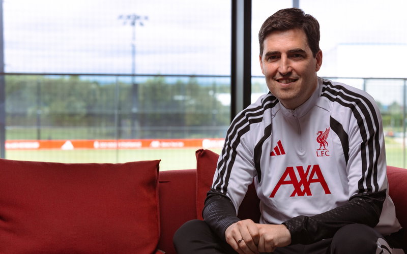 Image for Jamie Carragher predicts Liverpool to challenge for major honours in Andoni Iraola’s first season