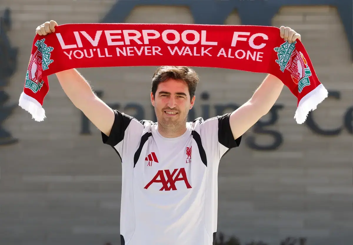 Liverpool News: Brilliant words from Iraola