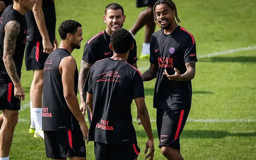 Image for Breaking news as Liverpool prepared to bid €140m including bonuses for Barcola