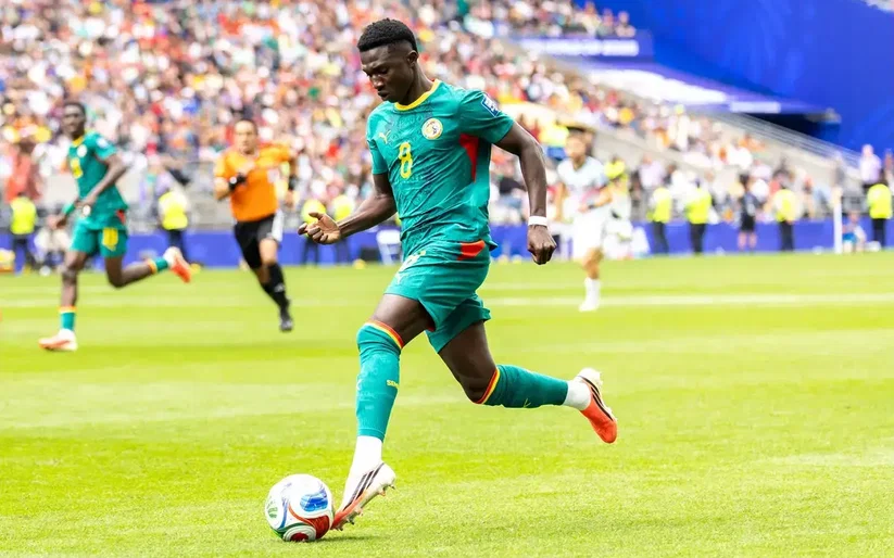 Image for Andoni Iraola gets closer look at €50m-rated Lamine Camara amid Liverpool transfer interest