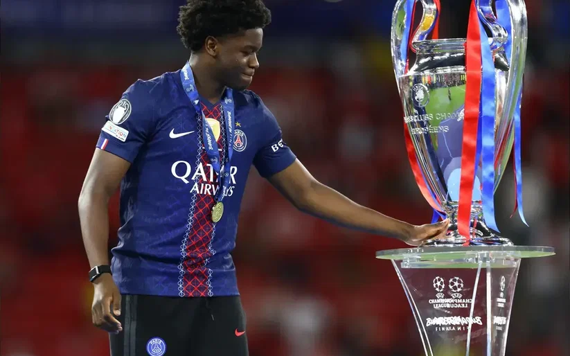 Image for Liverpool continue talks to sign Ibrahim Mbaye amid rival interest from Bayer Leverkusen